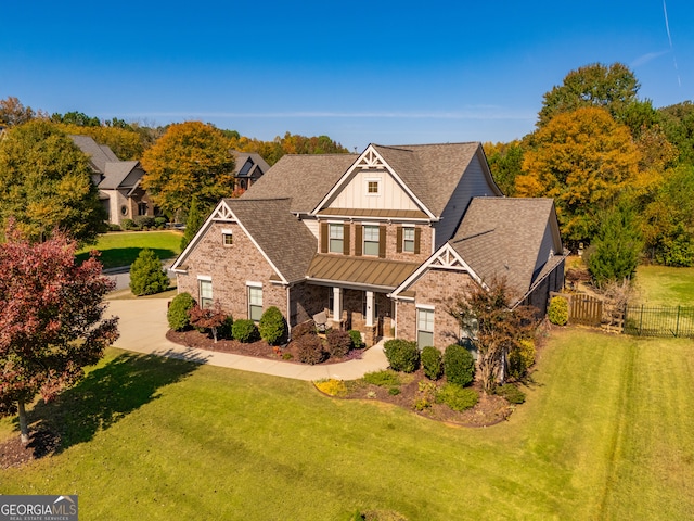 view of front of house featuring a front yard