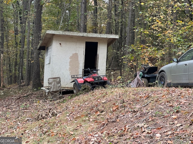 view of outdoor structure