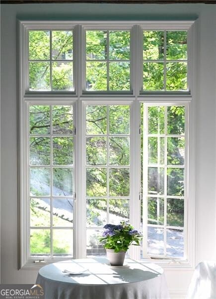 doorway to outside with a healthy amount of sunlight