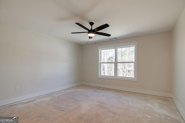 empty room featuring ceiling fan