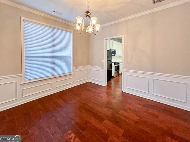 unfurnished dining area featuring a notable chandelier, ornamental molding, and dark hardwood / wood-style flooring