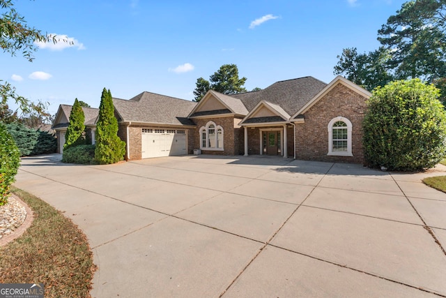 view of front facade with a garage