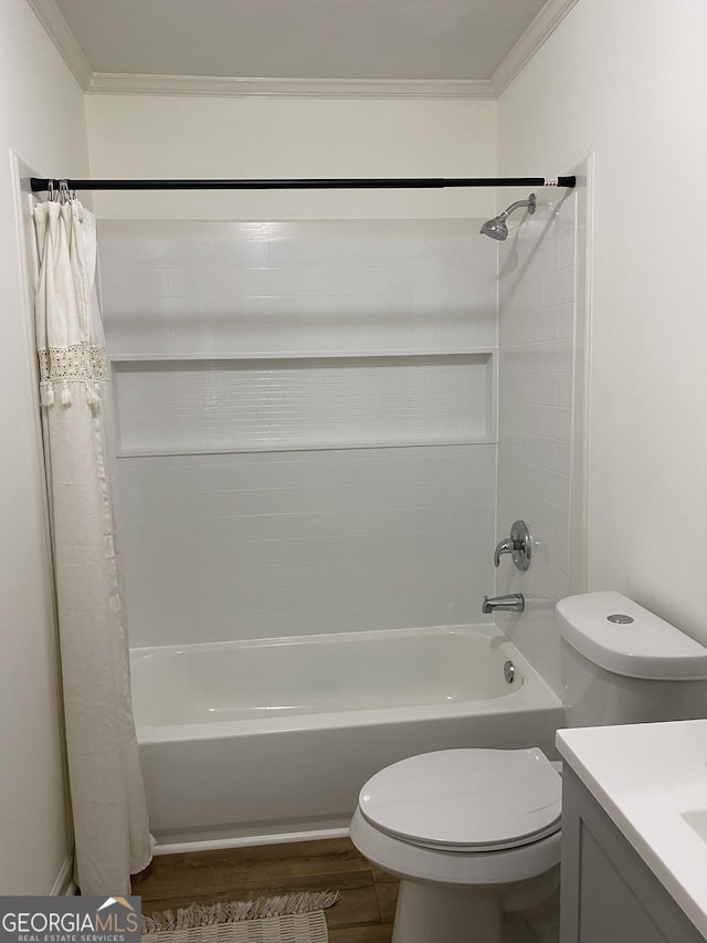 108 Sunset Dr, Dublin, GA 31027 - full bath featuring vanity, shower / bath combination with curtain, crown molding, toilet, and wood finished floors