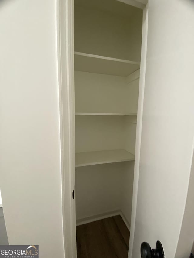 108 Sunset Dr, Dublin, GA 31027 - view of closet