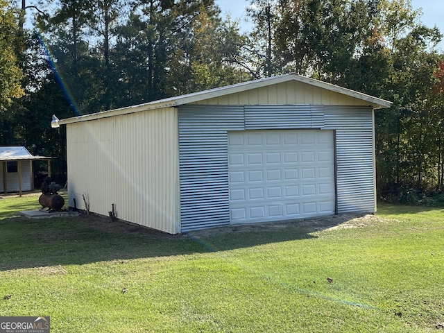 108 Sunset Dr, Dublin, GA 31027 - view of detached garage