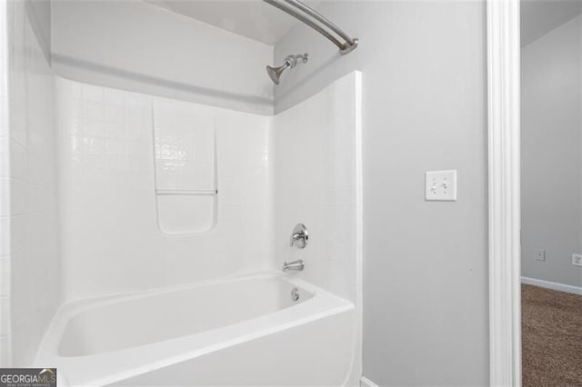 bathroom featuring shower / washtub combination