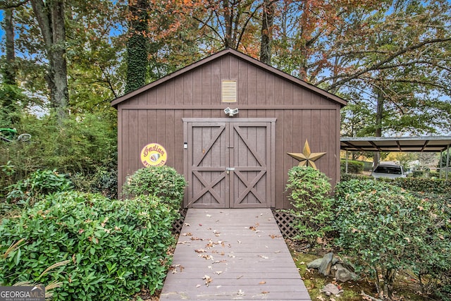 view of outbuilding