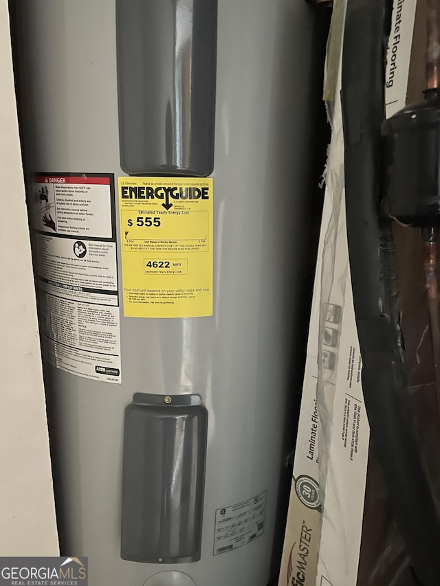 8596 Creekwood Way, Jonesboro, GA 30238 - detailed view of electric water heater