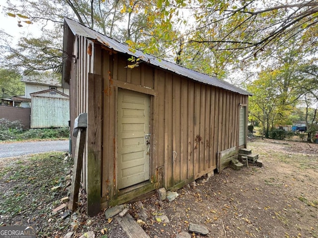 view of outbuilding