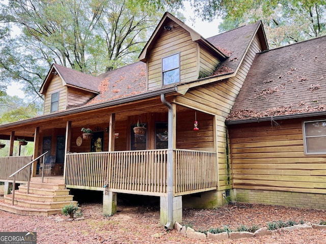 view of front facade featuring covered porch