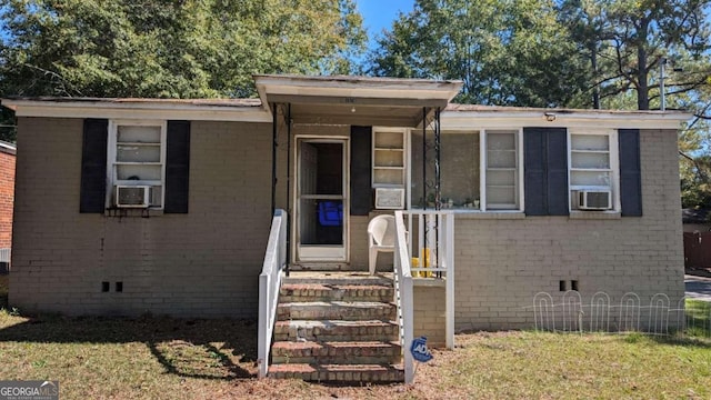 1870 Bethlea Ave, Macon, GA 31204 - single story home featuring crawl space, brick siding, and cooling unit