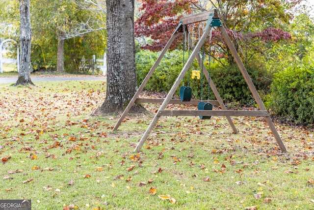 view of yard featuring a playground