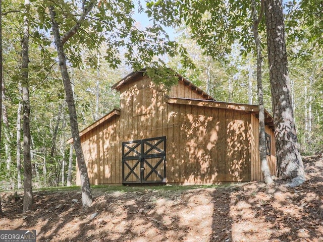 view of outbuilding