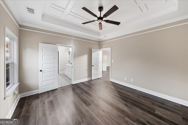 walk in closet featuring light hardwood / wood-style flooring