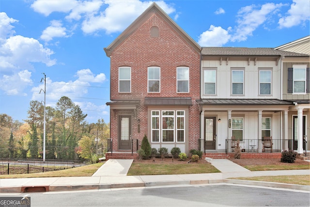 multi unit property with covered porch