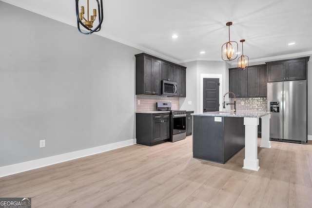 417 Lakeview Pl, Macon, GA 31211 - kitchen featuring stainless steel appliances, a chandelier, ornamental molding, tasteful backsplash, and recessed lighting