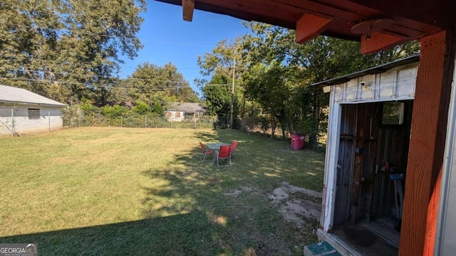 541 Lynmore Cir, Macon, GA 31206 - view of yard