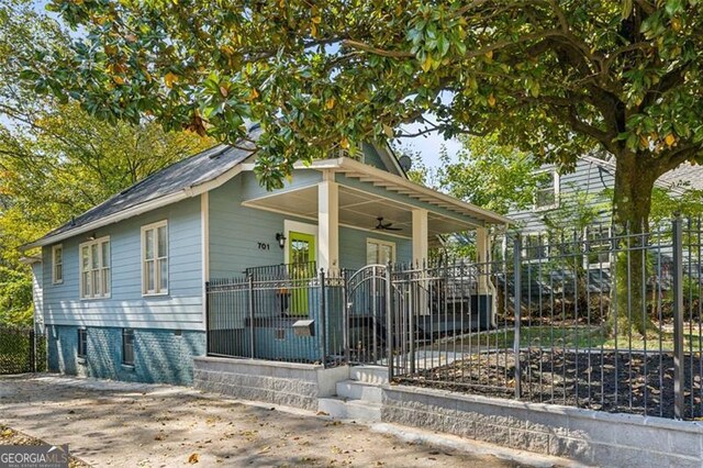 view of front of property