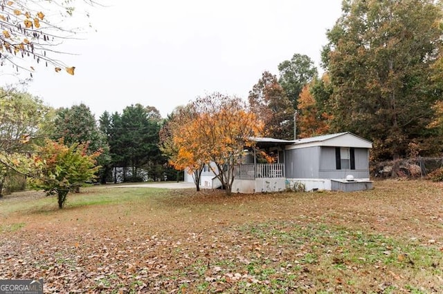 view of yard featuring a garage