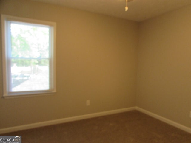 empty room featuring carpet