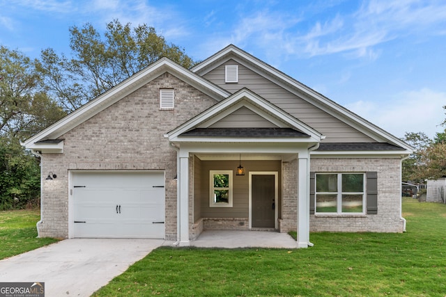 craftsman inspired home featuring a front lawn and a garage