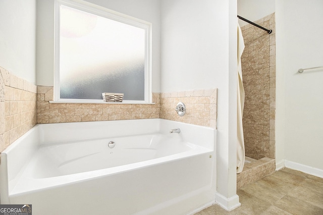 bathroom featuring a bathing tub