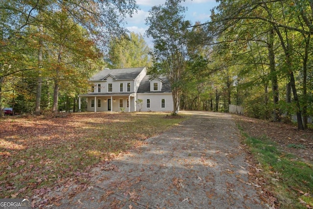 view of front of property featuring a porch