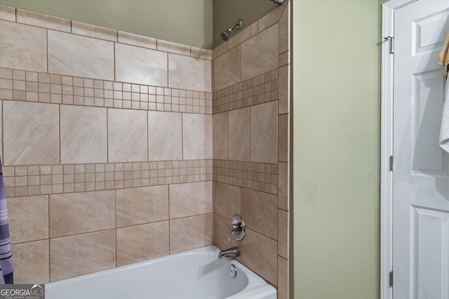 full bath with shower / bathtub combination with curtain