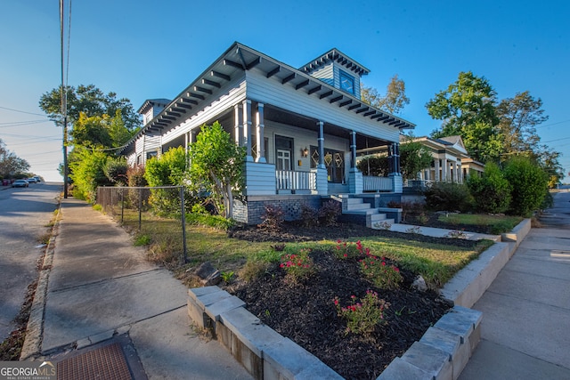 view of front facade with covered porch