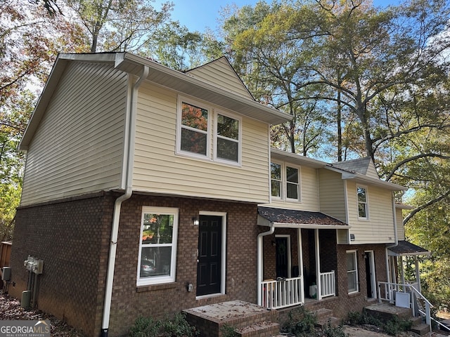 view of front of home featuring covered porch