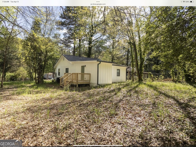 3363 Delmar Ln NW, Atlanta, GA 30331 - view of property exterior featuring a wooden deck