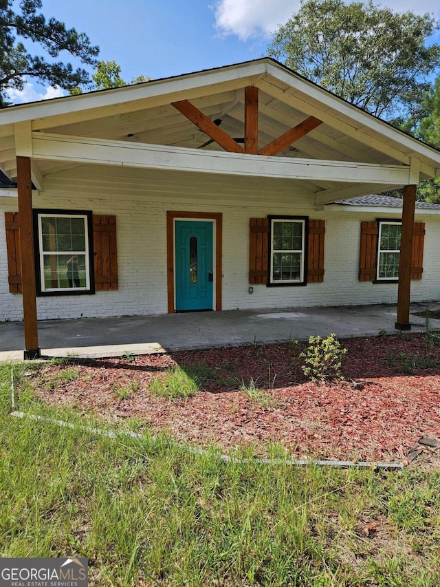 view of front of property with a porch