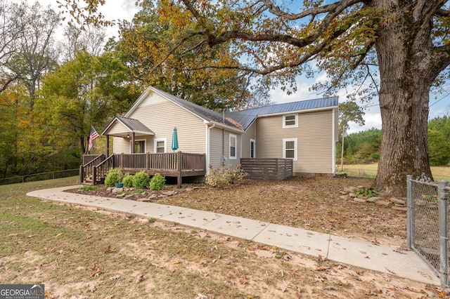 view of front of home featuring a deck