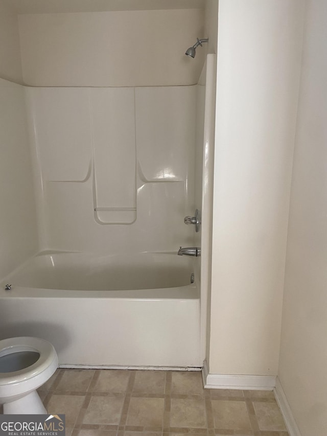 6995 Pine Shadow Way, Winston, GA 30187 - bathroom with toilet and bathing tub / shower combination