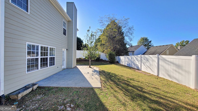 view of yard with a patio