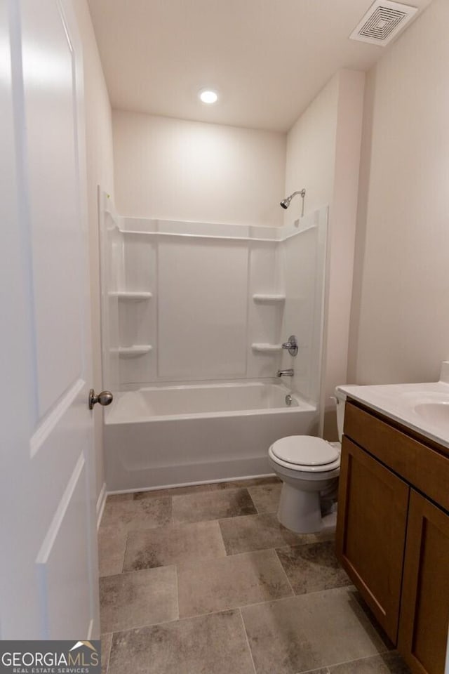 470 River Run Dr Unit 63, Dallas, GA 30132 - full bath with vanity, toilet, bathing tub / shower combination, and recessed lighting