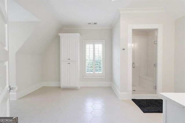 885 Crabapple Hl, Milton, GA 30004 - bathroom with a shower with door, crown molding, lofted ceiling, and vanity