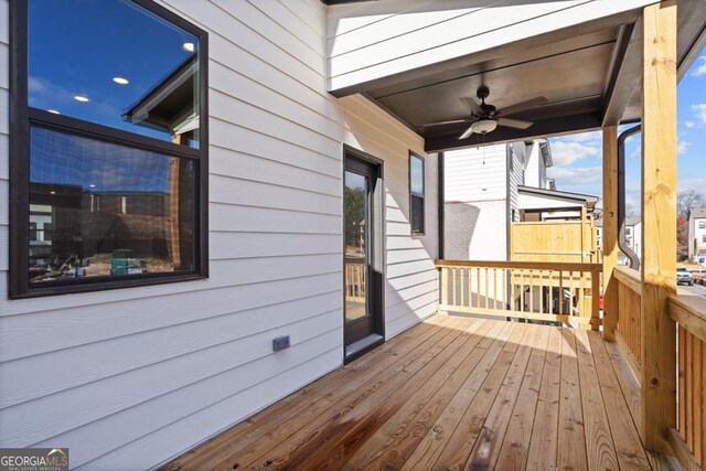 deck with ceiling fan