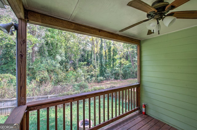 deck with ceiling fan