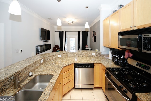 kitchen with stainless steel appliances, hanging light fixtures, light brown cabinets, and ornamental molding