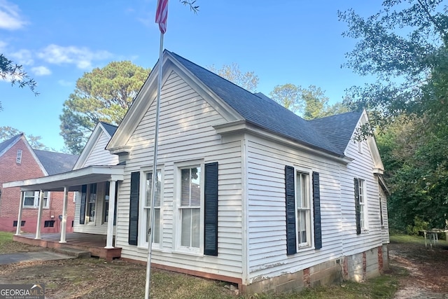 view of side of home