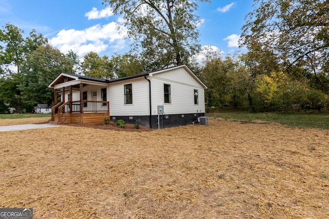 view of front of property with central AC