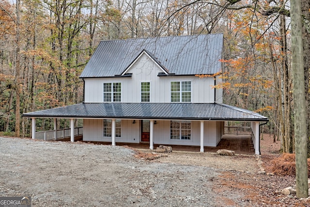 view of front of home featuring covered porch