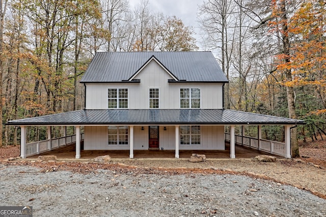 view of front facade with a porch