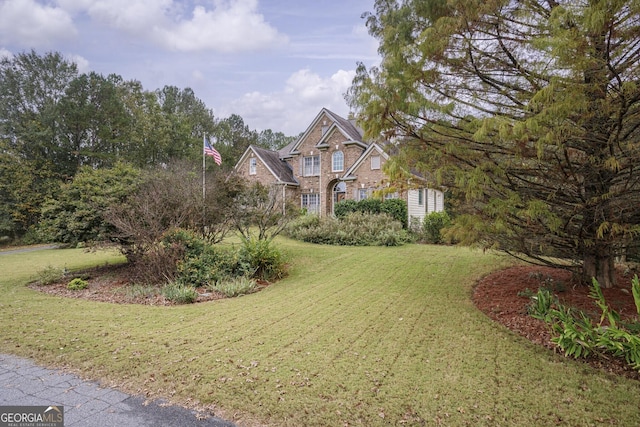 view of front of house with a front yard