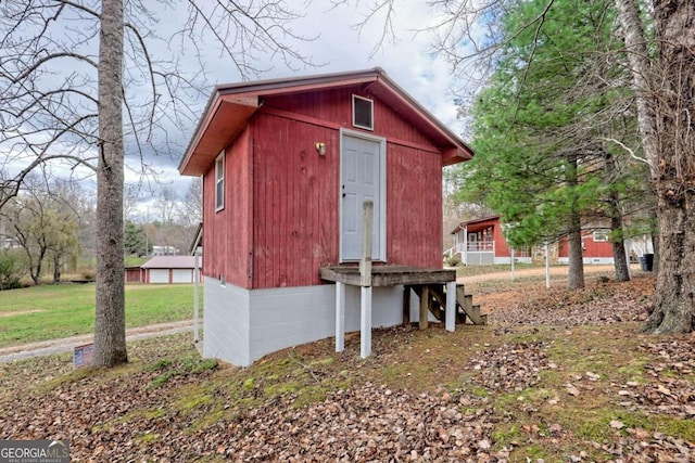 view of outdoor structure