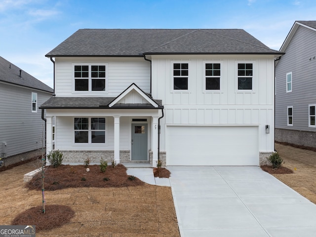 view of front of house featuring a garage