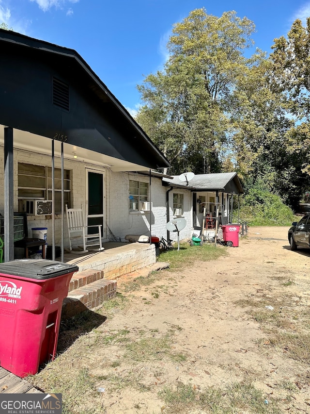 view of yard featuring a porch