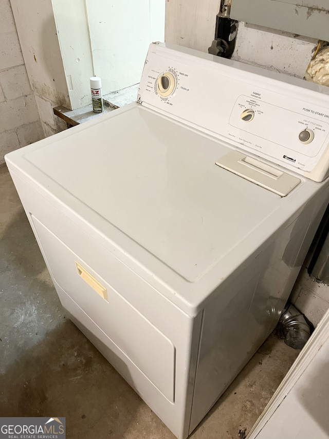 laundry room featuring washer / clothes dryer