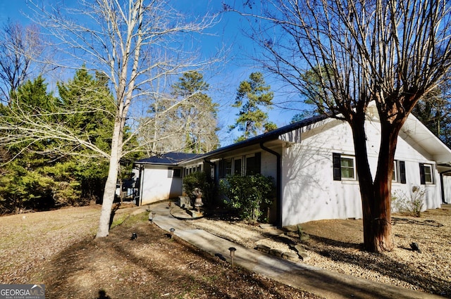 view of front of property